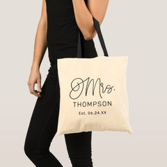 Modern Mrs Calligraphy Monogram Wedding Date Tote Bag