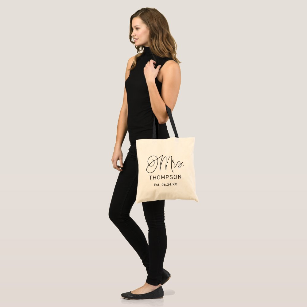 Modern Mrs Calligraphy Monogram Wedding Date Tote Bag