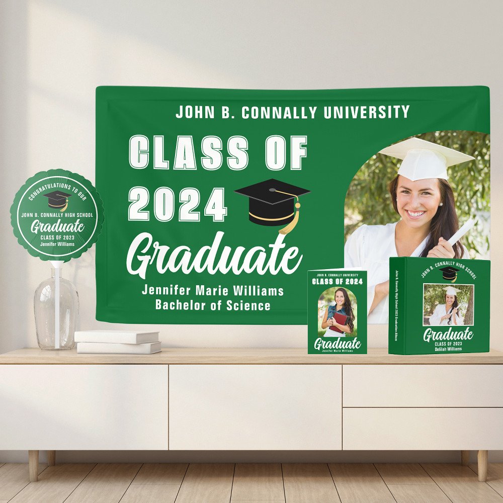 Green Graduate Customizable 2025 Graduation Fanny Pack