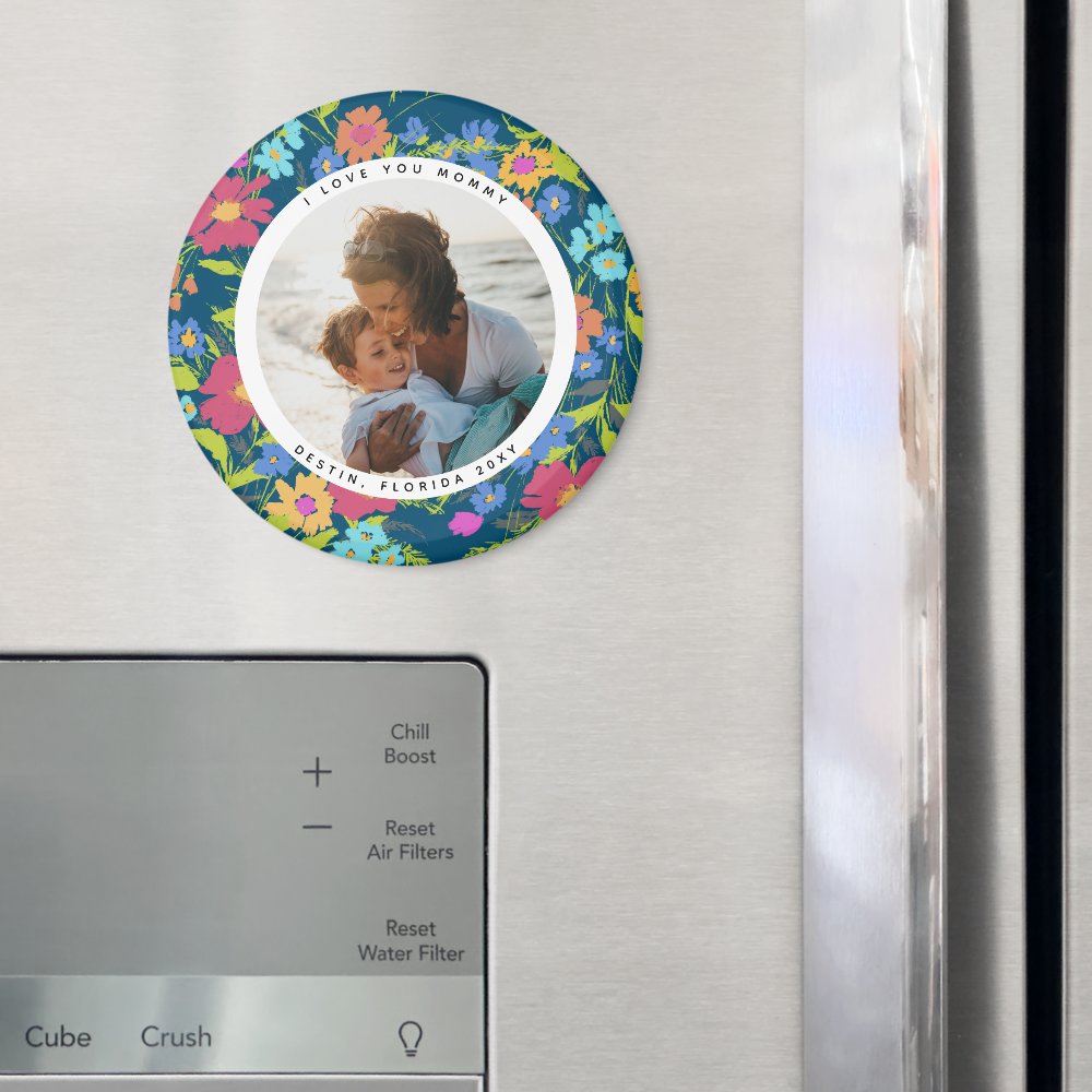Round Photo Pretty Wildflower Frame with Text Magnet